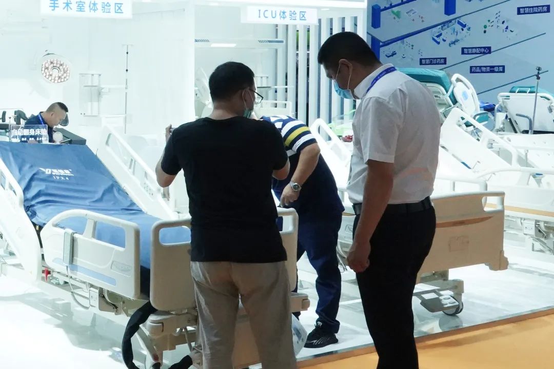 优贝娱乐医疗,小护士医疗设备